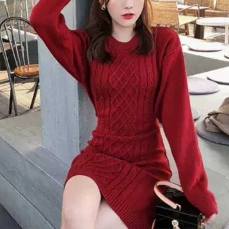 Elegant Knitted